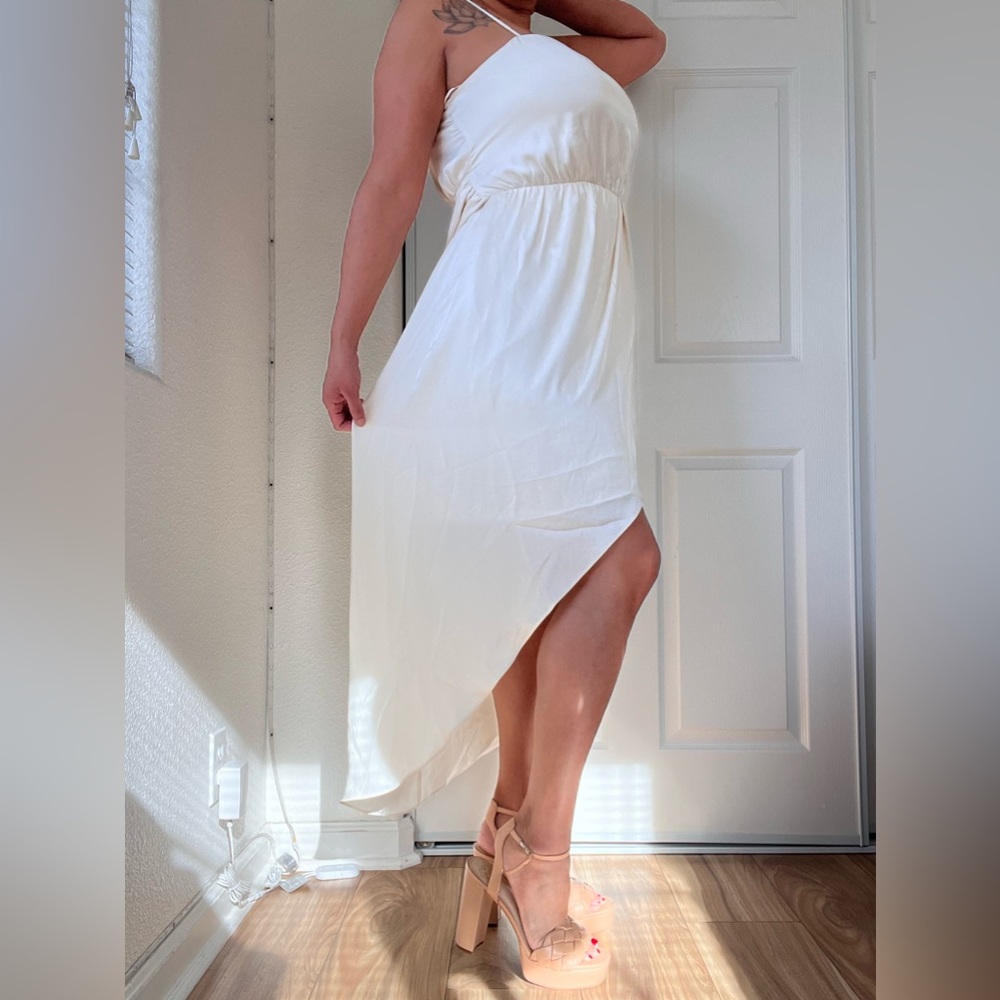 147 NWT Express Dress